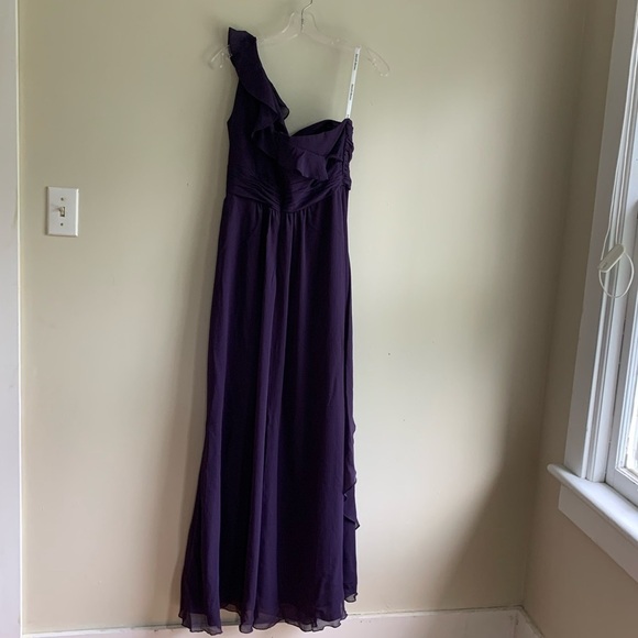 David’s Bridal purple one shoulder gown size 6 - Picture 9 of 10